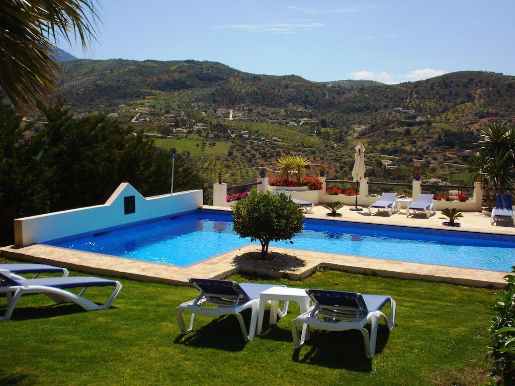 Cortijo De Salia 2* Alcaucín